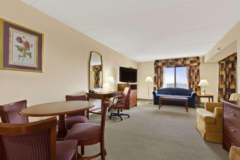 By Ihg Hotel