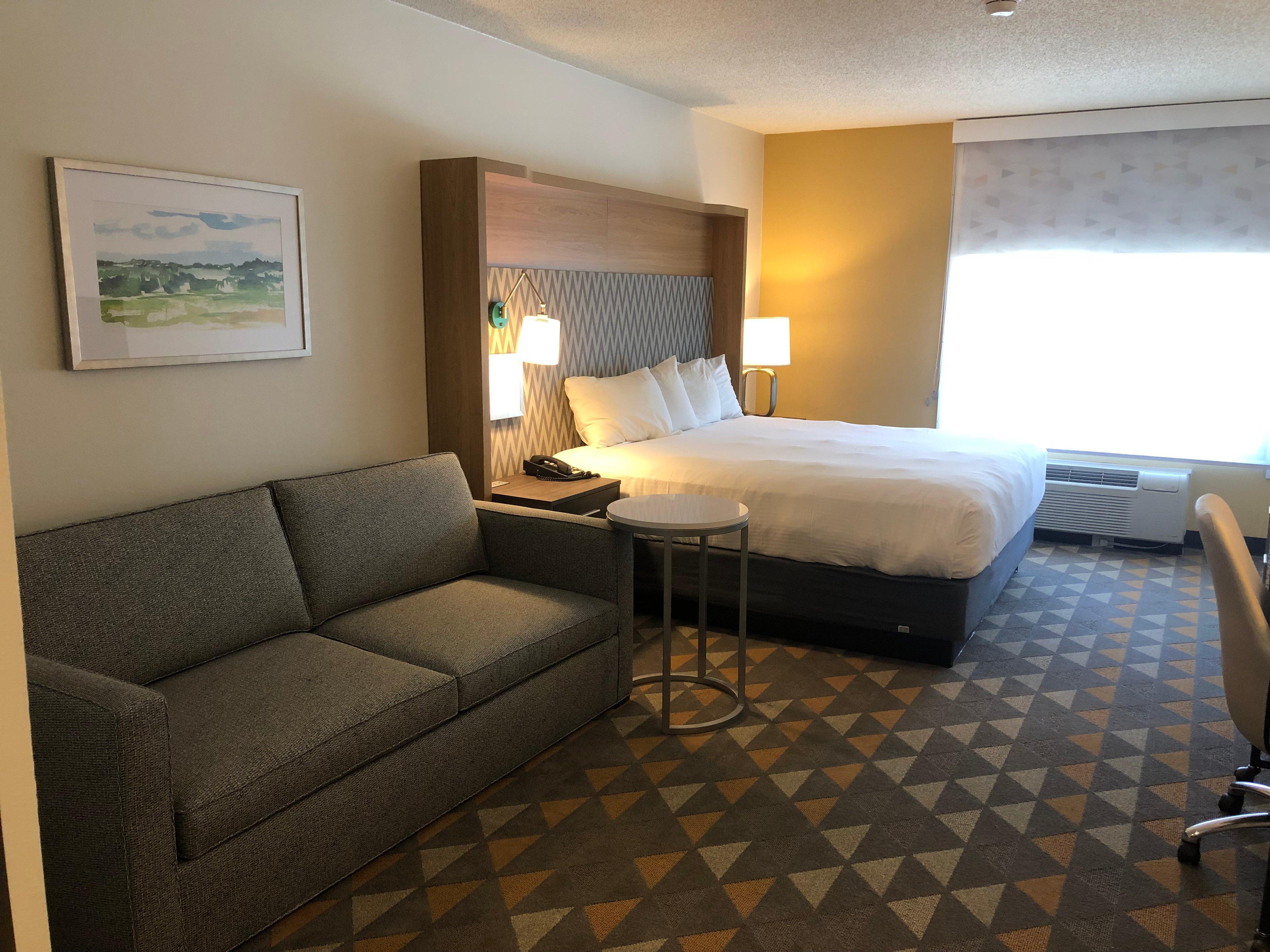 By Ihg Hotel Cleveland