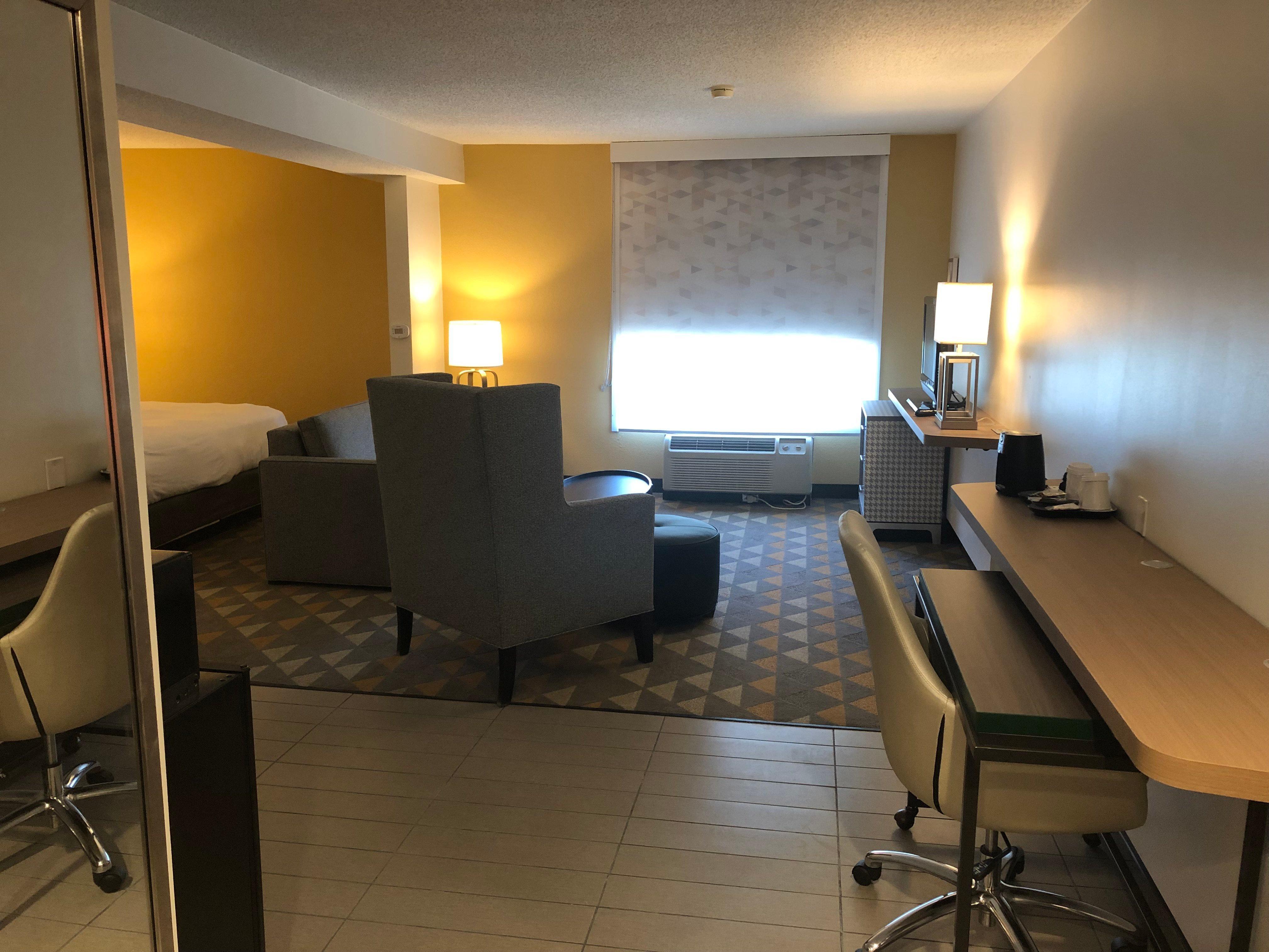 Hotel By Ihg